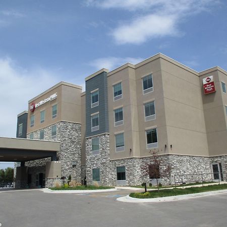 Best Western Plus Mcpherson Екстер'єр фото